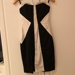 A black and white Bebe dress! Gorgeous